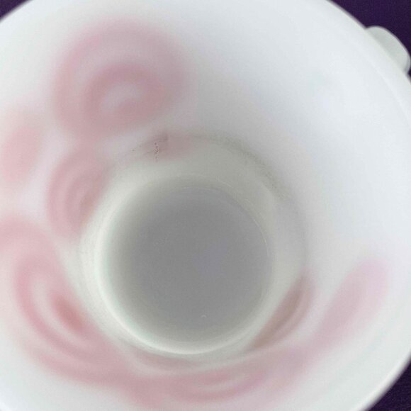 Pair of Fire King Mugs polka dots milk glass Vintage - Picture 6 of 6